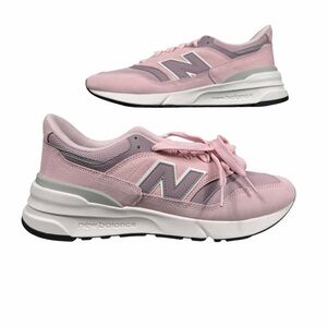 New Balance 997R Light Pink and Gray Athletic Sneakers Size 10.5 D